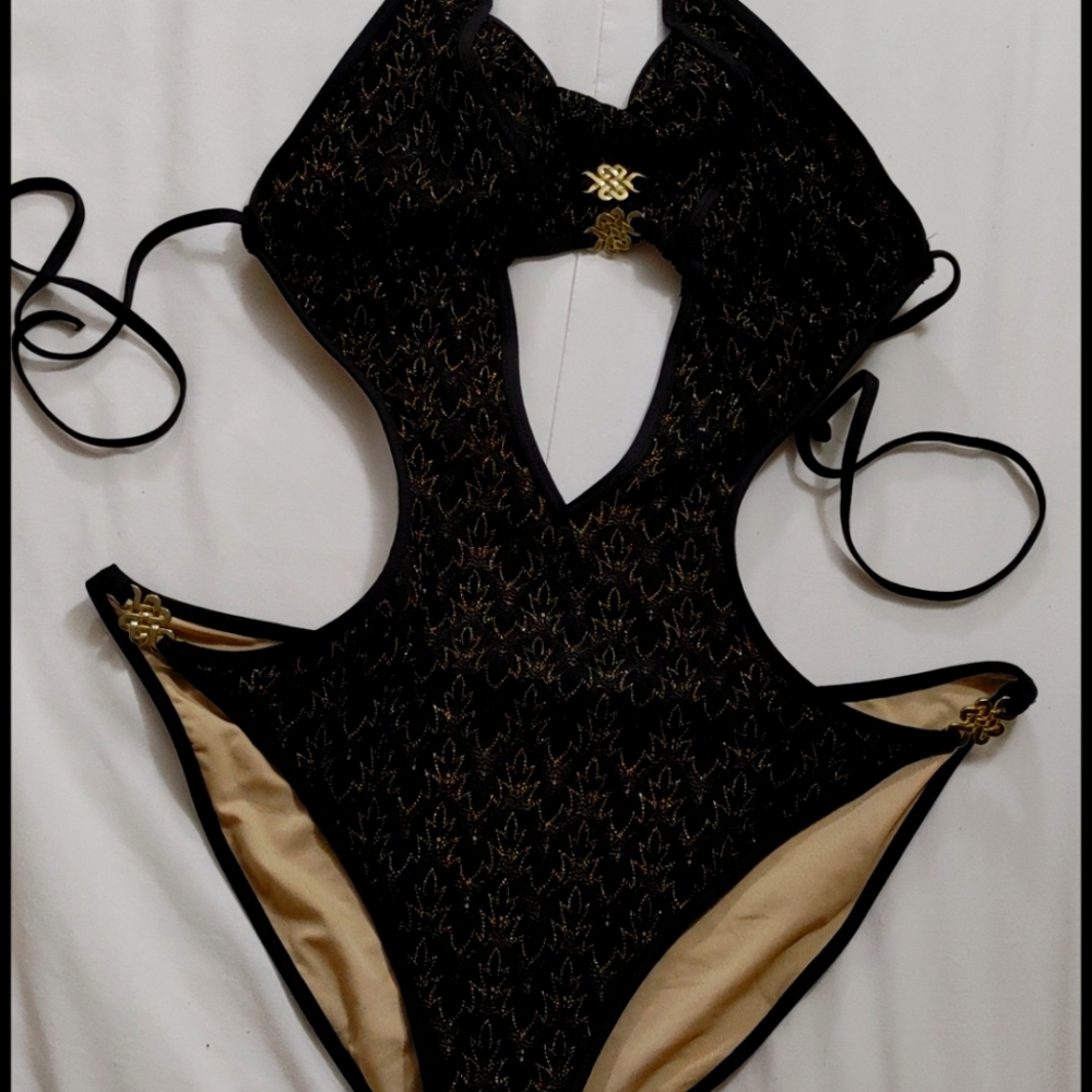 Sexy one piece bathing suit